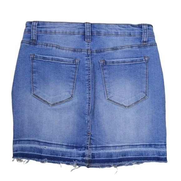 KanCan Distressed Raw Hem‎ Stretchy Denim Mini Skirt, Size 3/25 FLAW - Picture 4 of 7